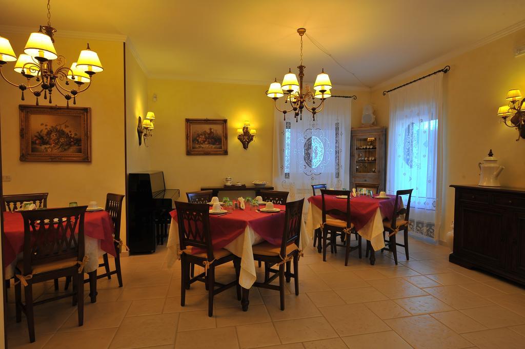 Relais Casabella Pensionat Martina Franca Eksteriør billede