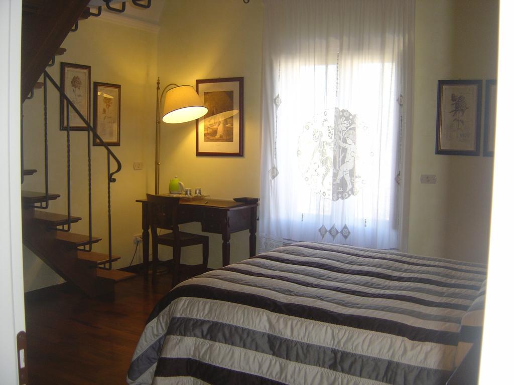 Relais Casabella Pensionat Martina Franca Eksteriør billede