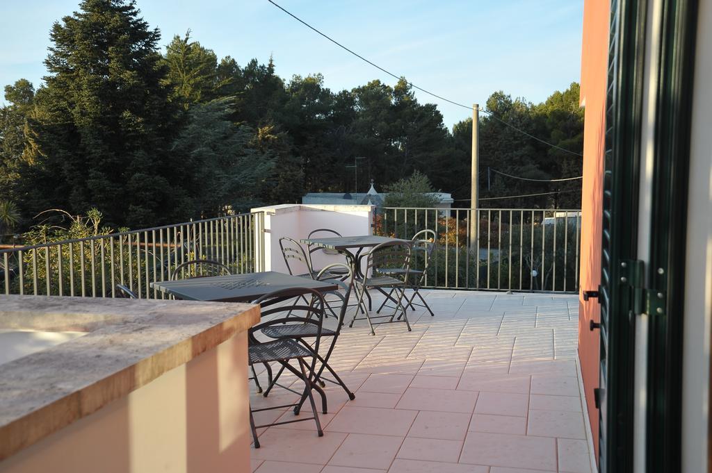 Relais Casabella Pensionat Martina Franca Eksteriør billede