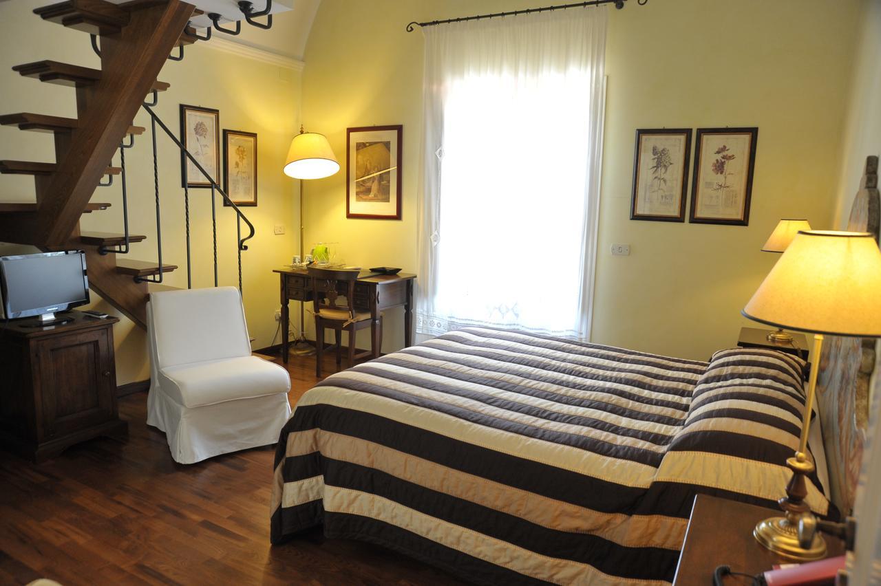 Relais Casabella Pensionat Martina Franca Eksteriør billede